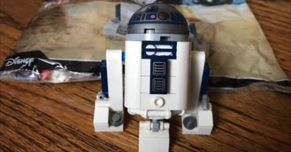 今次有得砌有得郁 LEGO Star Wars 30611 R2-D2 Polybag