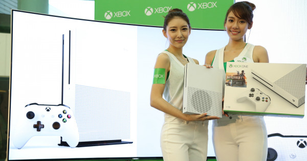 Xbox One S x New Town Plaza 4K白色聖誕派對 免費體驗新「細」代4K遊戲主機