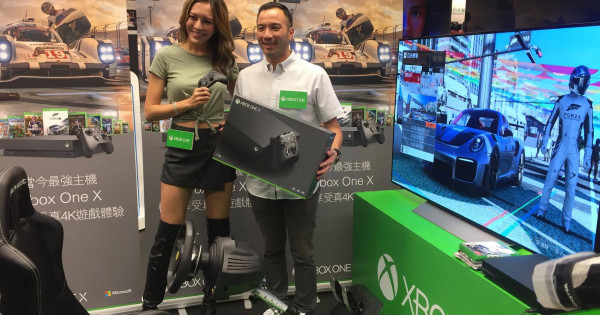 「Xbox One X首賣會」盛況空前 逾百fans賀最強主機降臨香港